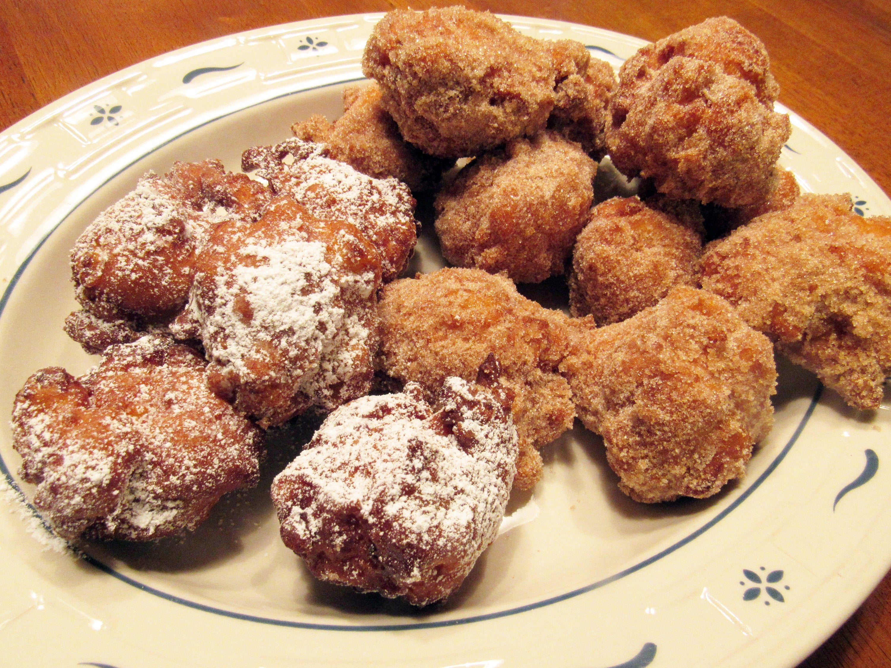 Apple fritters bring to life childhood memories - Winchester Sun ...