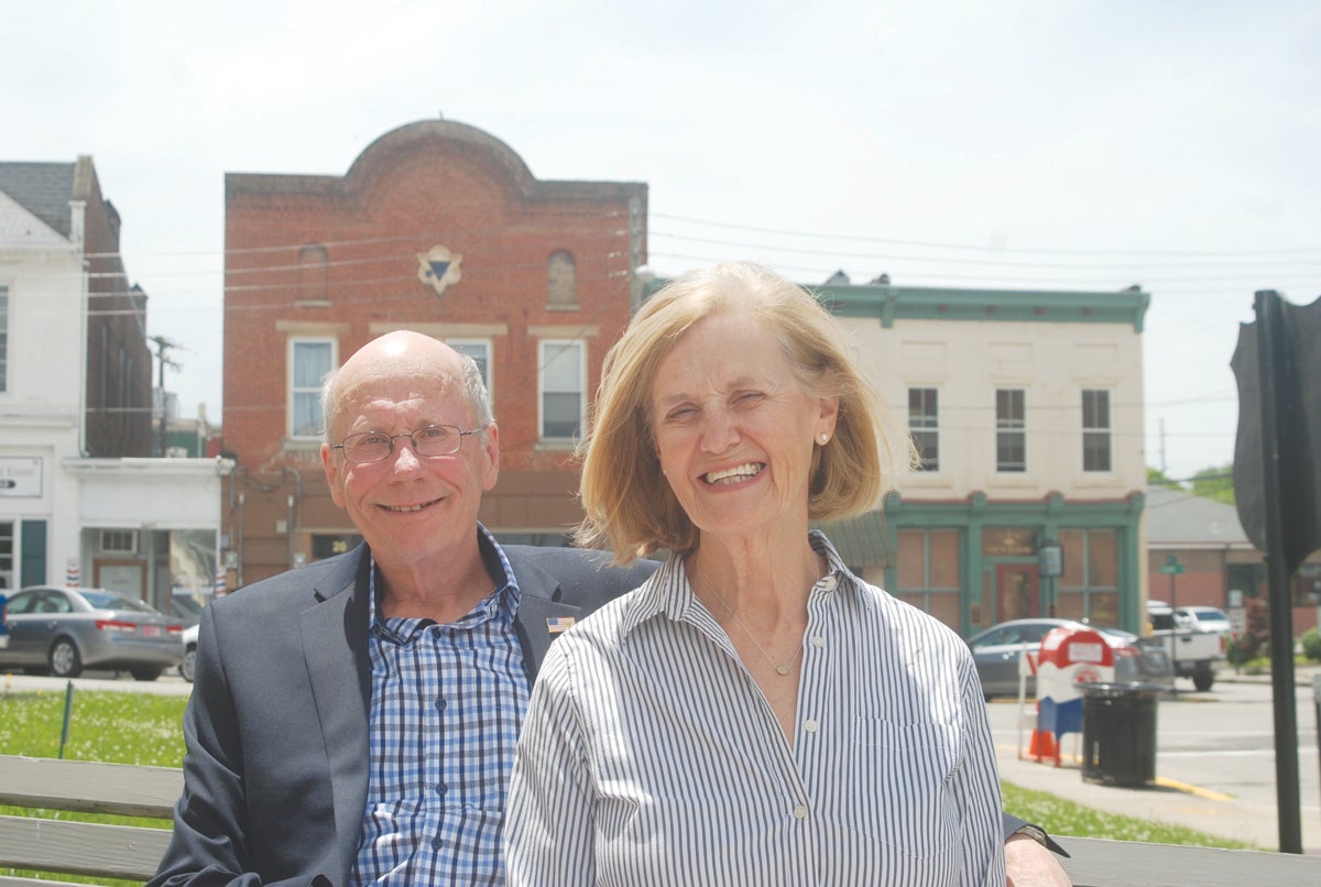 For Winchester couple, volunteering is way to learn - Winchester Sun ...