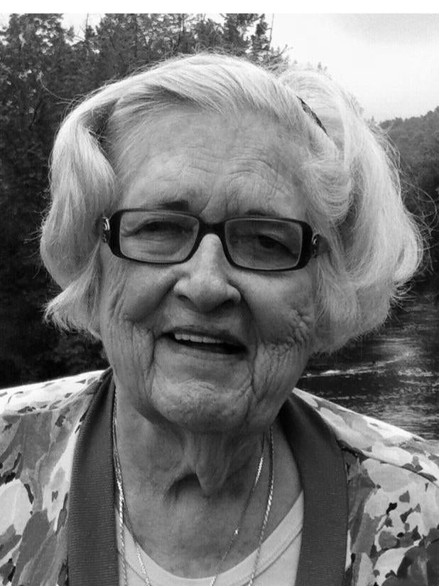 Elizabeth Wright Catlin Spencer, (Betty), 94 - Winchester Sun